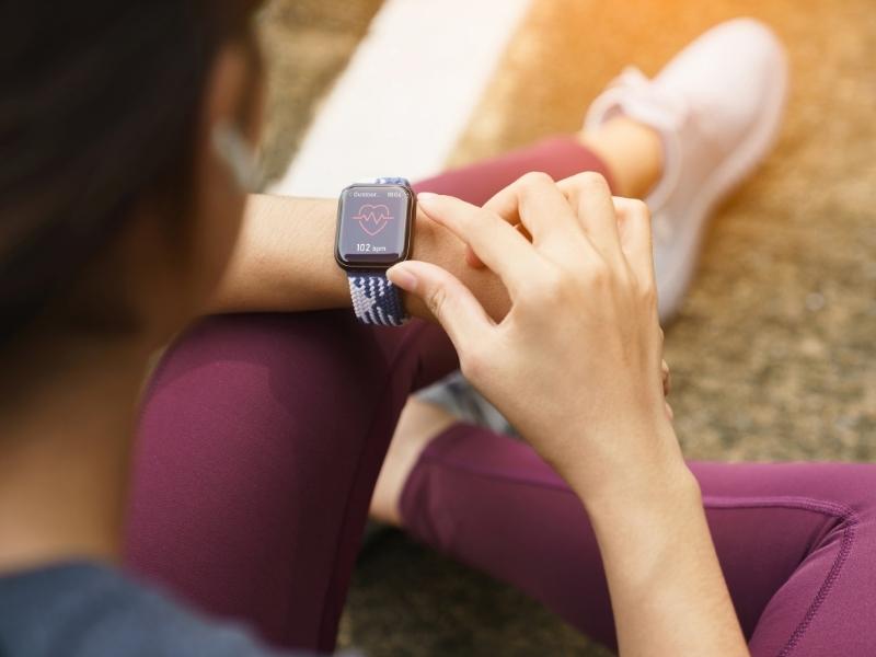 funzioni per la salute e il fitness in Apple Watch e iPhone